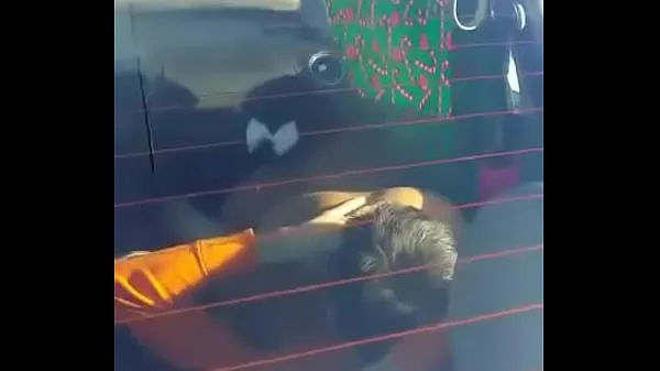 Uusi Couple caught doing 69 in car hieno tuubi