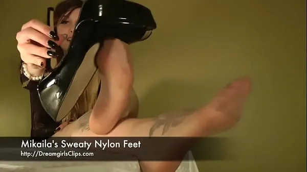 Novo Mikaila's Sweaty Nylon Feet - www..com/8983/15623122 tubo fino