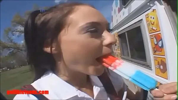 Yeni icecream truck gets more than icecream in pigtails ince tüp