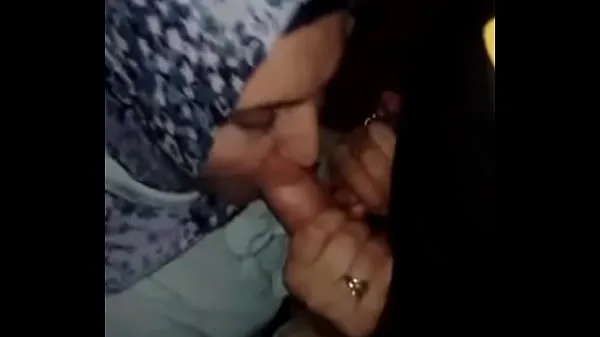 Uusi Muslim lady do a blow job hieno tuubi