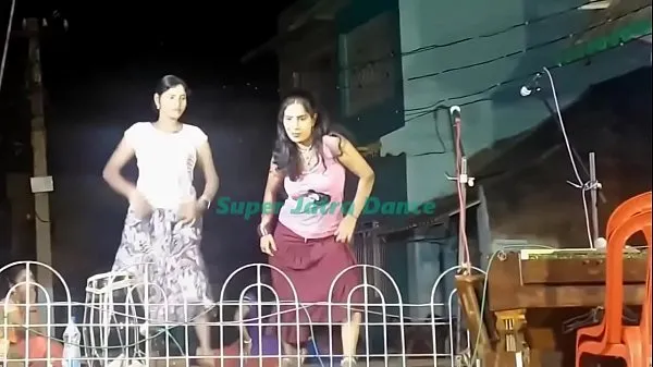 Nytt See what kind of dance is done on the stage at night !! Super Jatra recording dance !! Bangla Village ja fint rör