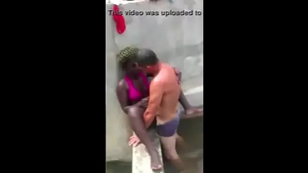 Nowa tourist eating an angolan woman cienka rurka