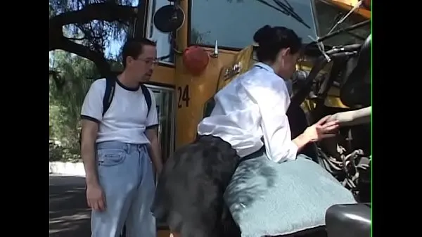 Nowa Schoolbusdriver Girl get fuck for repair the bus - BJ-Fuck-Anal-Facial-Cumshot cienka rurka