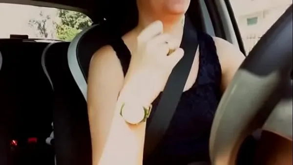 Νέος I drive and masturbate in the car until I come in more wet orgasms λεπτός σωλήνας