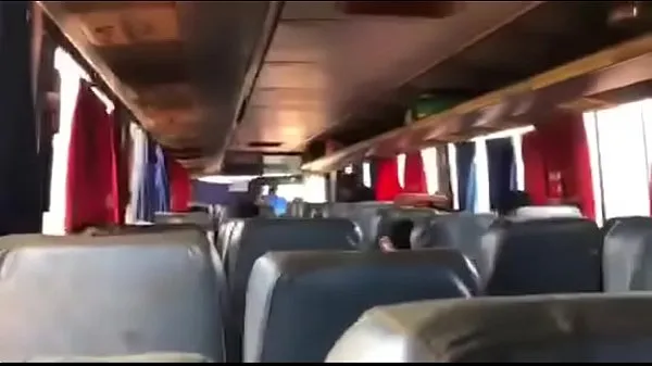 Nová sucking on the bus jemná trubice