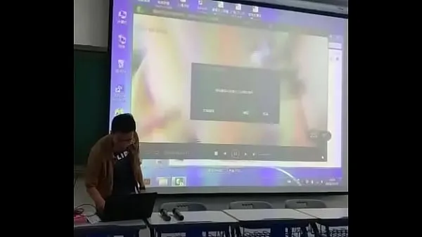 Ny Teacher misplaced sex movies in class fint rør