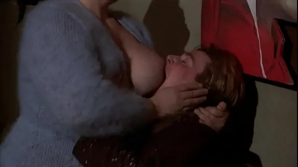 Νέος Horny busty milf getting her tits sucked by teen boy λεπτός σωλήνας