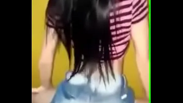 New Young girl dancing funk in shorts fine Tube