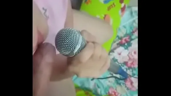 نیا Singing karaoke while sucking the bird that once loved mon 2k bank 98 thu Quynh عمدہ ٹیوب