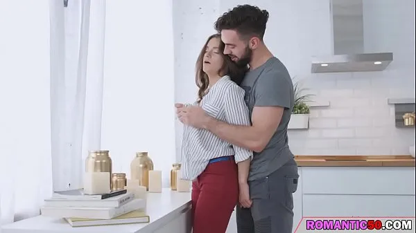 Uusi romantic sex with a cute brunette hieno tuubi