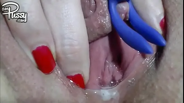 새로운 Wet bubbling pussy close-up masturbation to orgasm, homemade 파인 튜브