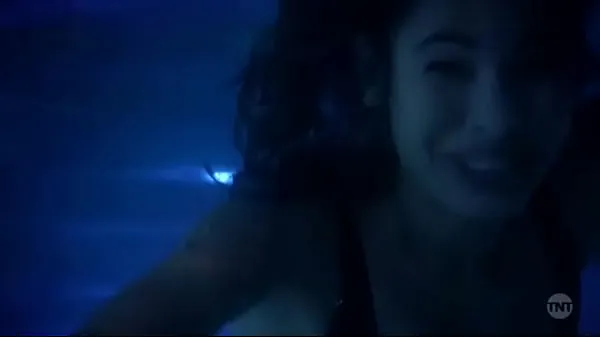 Nouveau Major Crimes: Sexy Swimsuit Girl (shortened to pool scene only tube fin