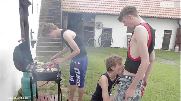 New Friends go out for a barbecue and end up fucking bareback fine Tube
