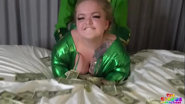 Ny Fucking a Leprechaun on Saint Patrick’s day fint rør