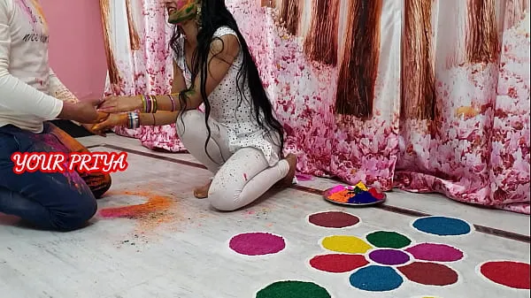 Ống Holi special: Indian Priya had great fun with step brother on Holi occasion tốt mới