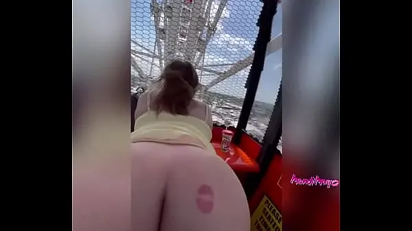 Nová Slut get fucks in public on the Ferris wheel jemná tuba