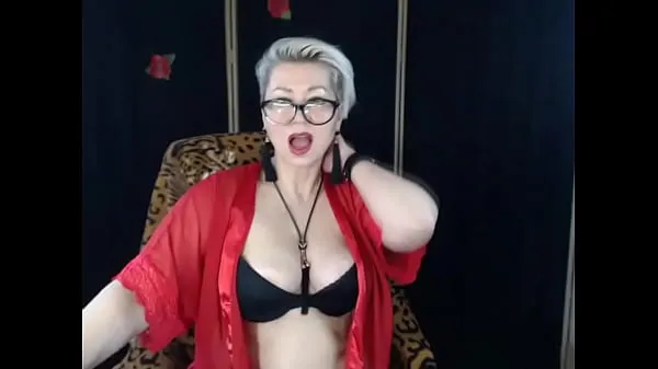 Nieuwe Fuck this bitch in all her holes! For your money, this mature whore will do everything! Russian mature AimeeParadise hot private show fijne Tube