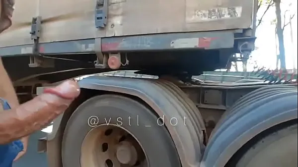 Új sucking the truck driver finomcső