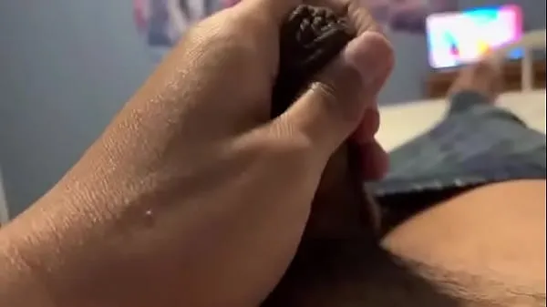 Νέος Masturbating with an incredibly small hairy Indian cock with a close up λεπτός σωλήνας