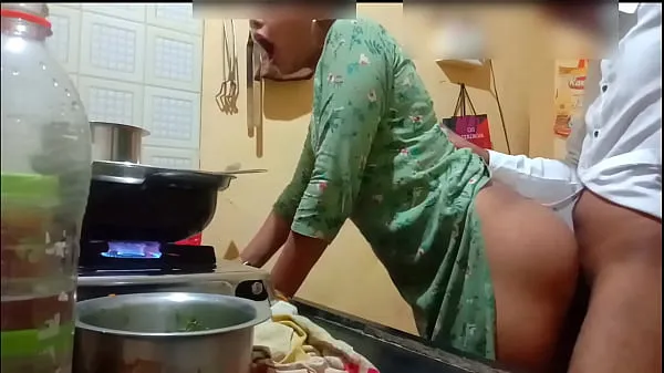 Uusi Indian sexy wife got fucked while cooking hieno tuubi