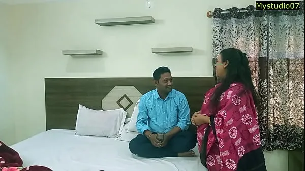 Νέος Indian Bengali Cheating wife amazing hot sex with just friend!! with dirty talking λεπτός σωλήνας
