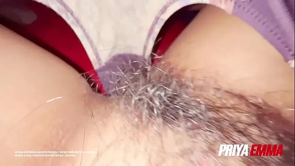 Νέος Indian Aunty with Big Boobs spreading her legs to show Hairy Pussy Homemade Indian Porn XXX Video λεπτός σωλήνας
