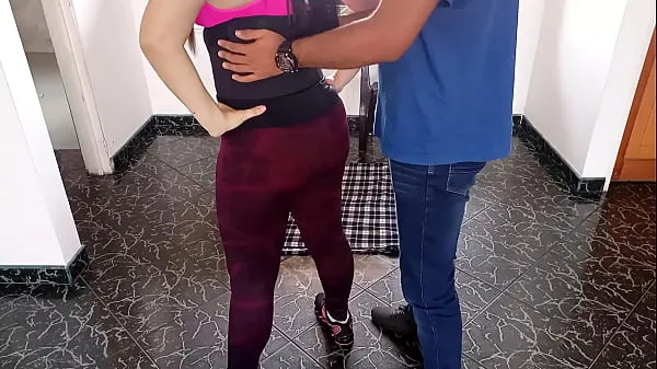 Yeni I fucked my best friend's wife when she was going to train at my house: it was bad but how can I stand her rich ass and even more so with the tight lycra she had on ince tüp