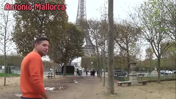 Νέος Fucking A French Teenager Picked Up In Paris λεπτός σωλήνας