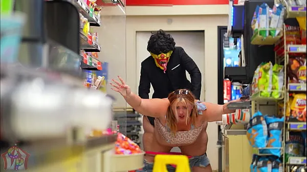 Yeni Horny BBW Gets Fucked At The Local 7- Eleven ince tüp