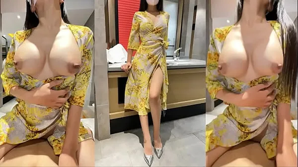 Nová The "domestic" goddess in yellow shirt, in order to find excitement, goes out to have sex with her boyfriend behind her back! Watch the beginning of the latest video and you can ask her out jemná tuba