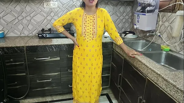 Nowa Desi bhabhi was washing dishes in kitchen then her brother in law came and said bhabhi aapka chut chahiye kya dogi hindi audio cienka rurka