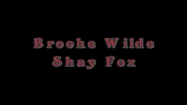 Nová Shay Fox Seduces Brooke Wylde jemná tuba