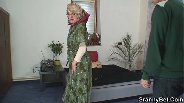 Nová Lonely old grandma pleases an young guy jemná trubice